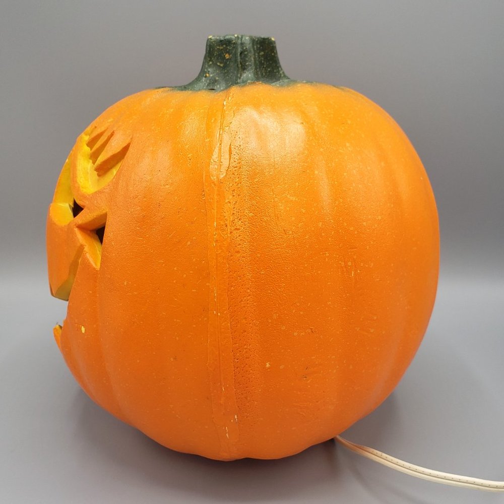 Vtg 1995 Halloween Lighted Jack-o-Lantern Pumpkin Foam Blow Mold 9" Trendmasters - Picture 5 of 12
